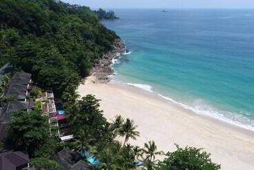 Andaman White Beach Resort   Sha Plus