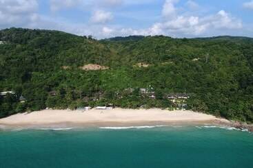 Andaman White Beach Resort   Sha Plus