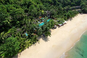 Andaman White Beach Resort   Sha Plus