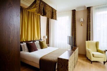 Grand Hotel Karel V
