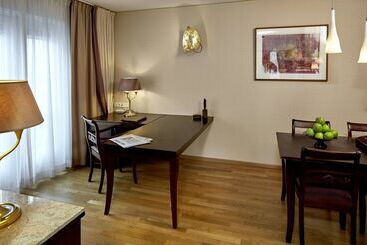 Grand Hotel Karel V