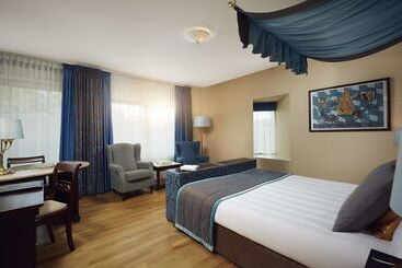 Grand Hotel Karel V