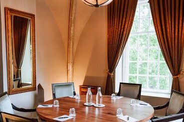 Grand Hotel Karel V