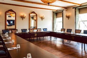 Grand Hotel Karel V