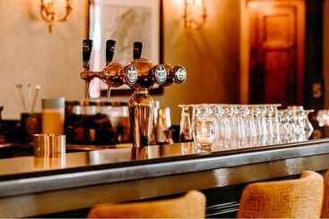 Grand Hotel Karel V