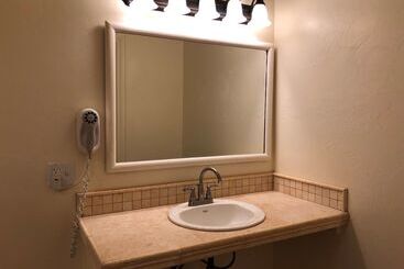 هتل Best Western Country Lane Inn