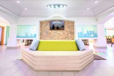 هتل Best Western Plus Orlando Lake Buena Vista South Inn & Suites