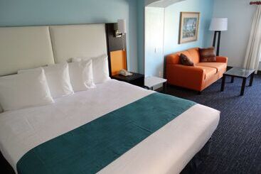 هتل Best Western Plus Orlando Lake Buena Vista South Inn & Suites