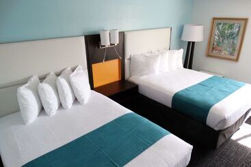 هتل Best Western Plus Orlando Lake Buena Vista South Inn & Suites