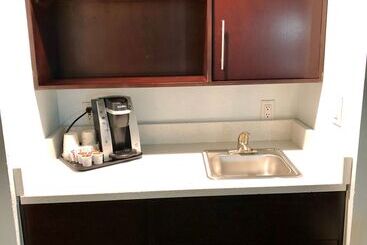 هتل Best Western Plus Orlando Lake Buena Vista South Inn & Suites