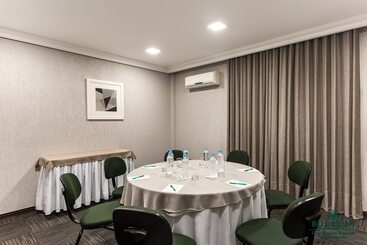 هتل Bourbon Dom Ricardo Aeroporto Curitiba Business