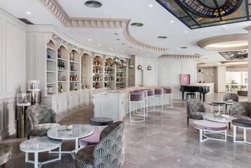 Boutique Hotel B51