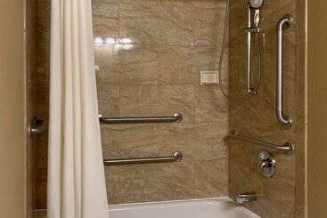 هتل Comfort Inn Saint Paul East