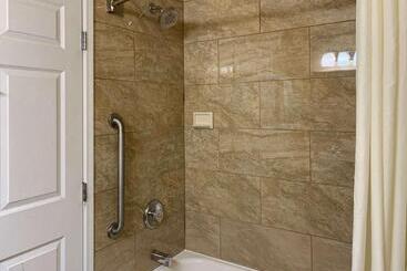 هتل Comfort Inn Saint Paul East