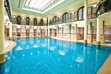 هتل Corinthia  Budapest