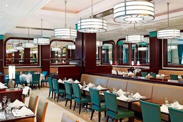 هتل Corinthia  Budapest