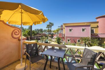 هتل Costa D Oiro Ambiance Village