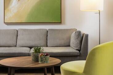1st Creatif Hotel Elephant