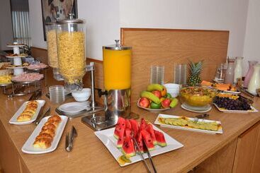 هتل Alfa Suites   Montevideo