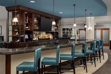 هتل Doubletree By Hilton Chicago O Hare Airport  Rosemont