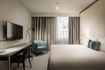 Doubletree By Hilton Hotel Melbourne Flinders Street