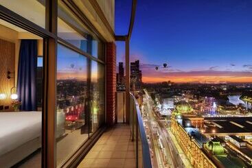 Doubletree By Hilton Hotel Melbourne   Flinders Street
