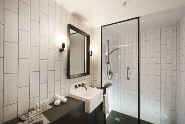 Doubletree By Hilton Hotel Melbourne   Flinders Street