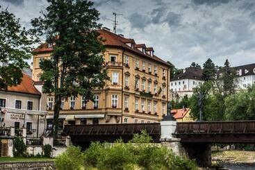 هتل Dvorak Cesky Krumlov