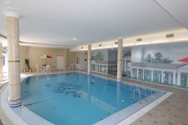 هتل Esplanade Spa And Golf Resort