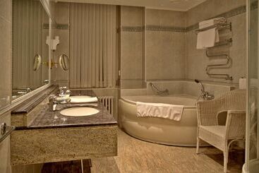 هتل Esplanade Spa And Golf Resort