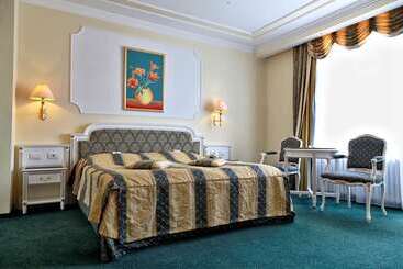 هتل Esplanade Spa And Golf Resort