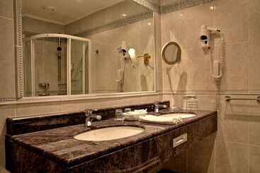 هتل Esplanade Spa And Golf Resort