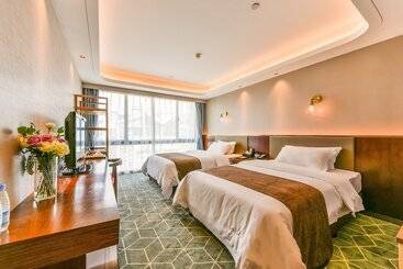 هتل Guilin Plaza
