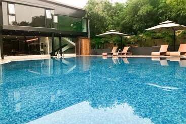 هتل Guilin Plaza