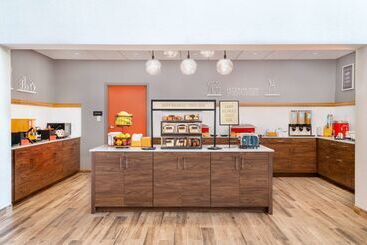 هتل Hampton Inn & Suites Fort Myers Beach/sanibel Gateway