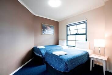 هتل Harbourview Apartment