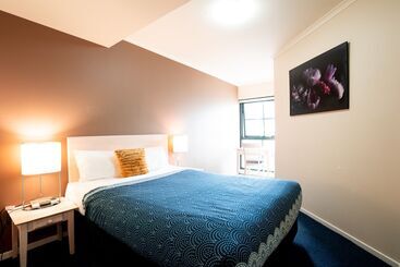 هتل Harbourview Apartment