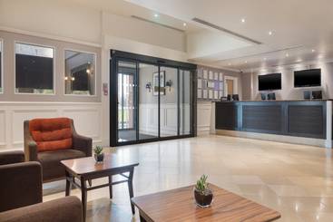 هتل Hilton York