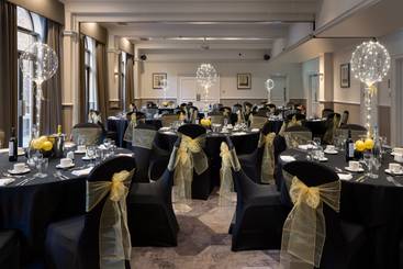 هتل Hilton York