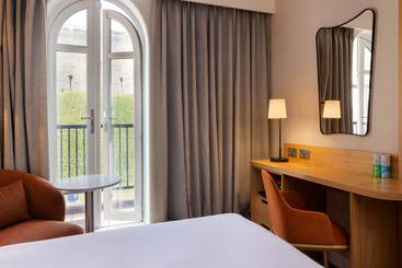 هتل Hilton York
