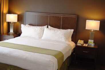 Holiday Inn Hotel & Suites Anaheim, An Ihg