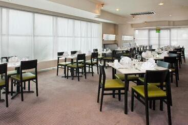 هتل Holiday Inn London Brent Cross