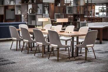 هتل Holiday Inn Montreal Longueuil, An Ihg