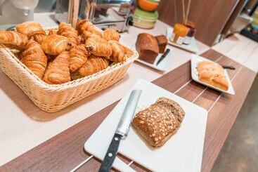 هتل Ibis Styles Honfleur Centre Historique