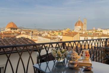 هتل The Place Firenze