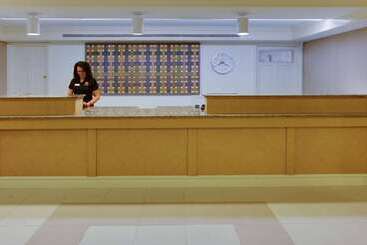 هتل La Quinta Inn By Wyndham Pittsburgh Airport