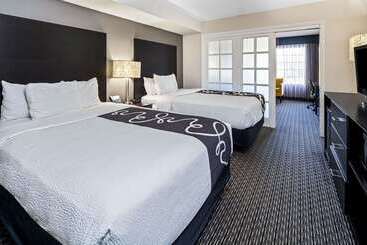 هتل La Quinta By Wyndham Anaheim