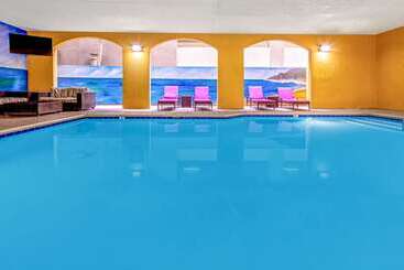 هتل La Quinta By Wyndham Anaheim
