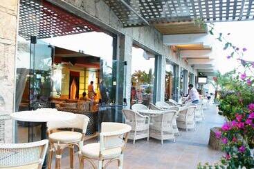 酒店 Livvo Lago Taurito & Aquapark