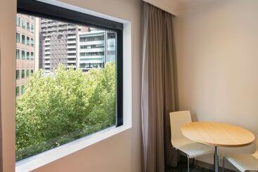 هتل Mercure Melbourne Southbank